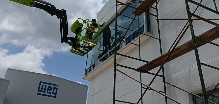 Obra civil y estructuras metálicas